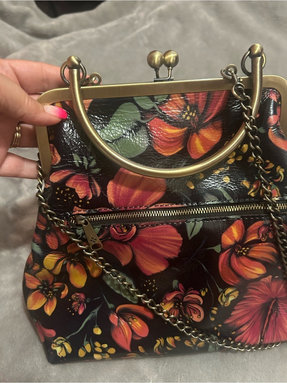 Patricia Nash Black Floral Kisslock Shoulder Bag with Red and Orange Blooms - Picture 3 of 6
